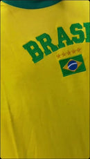 Blusa Retrô Brasil Bordada bandeira